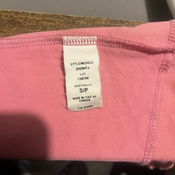 Pink dressy tank with crisscross detail - Picture 4 of 5